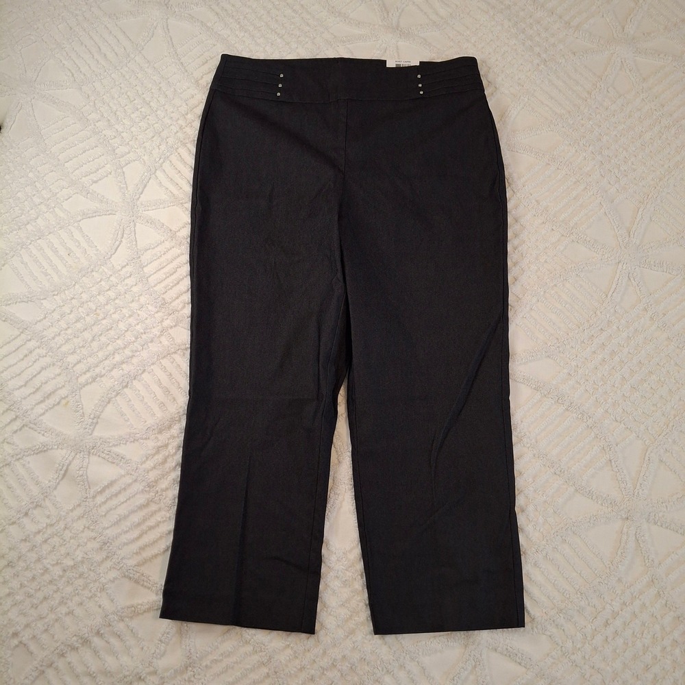 JM Collection Medium Rivet Capri Black Denim Dark Wash Tummy Control Pants NWT